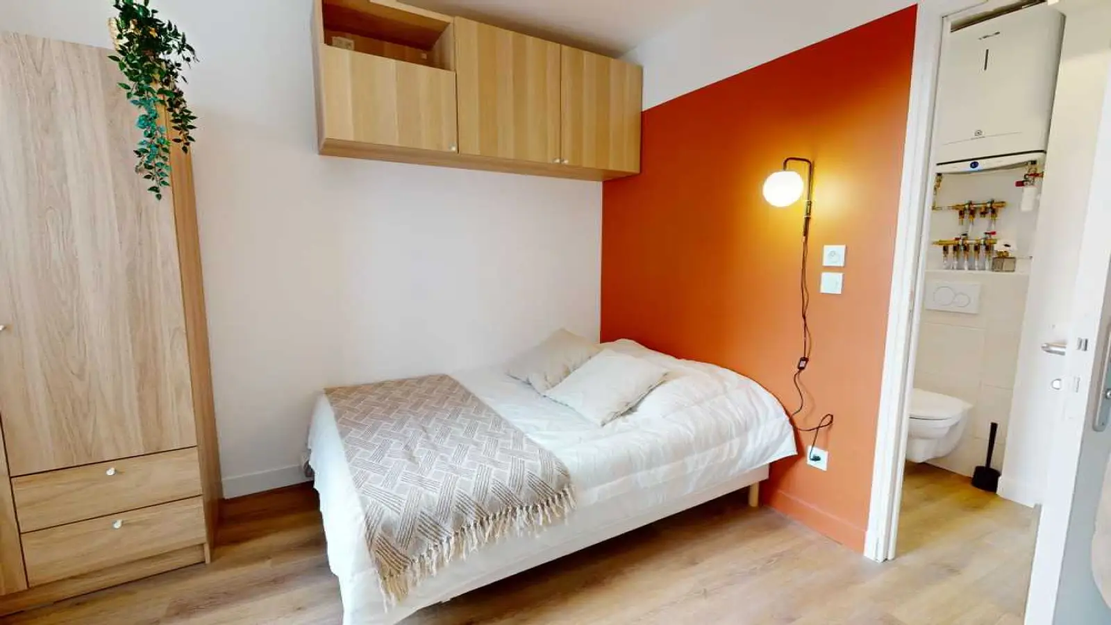 Room Rue du Chalet in Paris