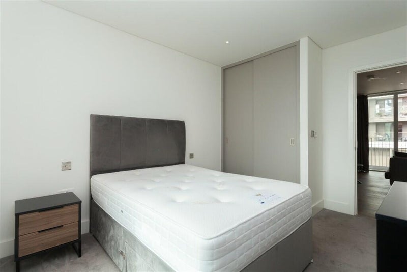 Room York Place in Greater London