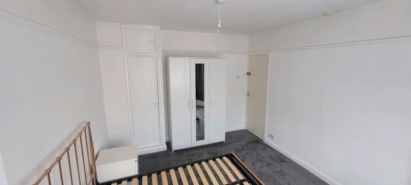 Room Montrose Road in Rugby