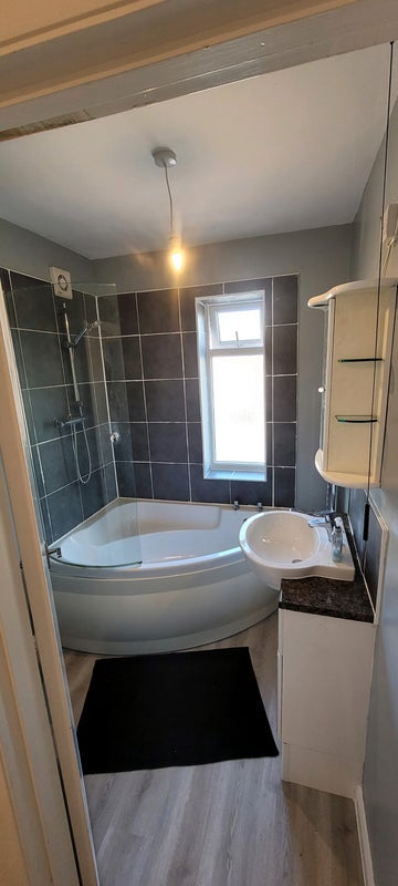 Room Montrose Road in Rugby