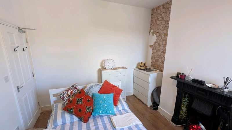 Room Lea Bridge Road in Greater London