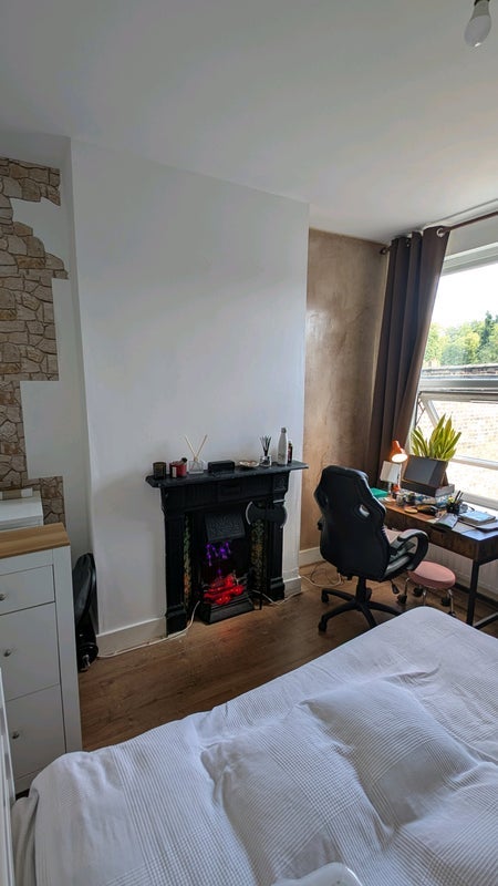 Room Lea Bridge Road in Greater London