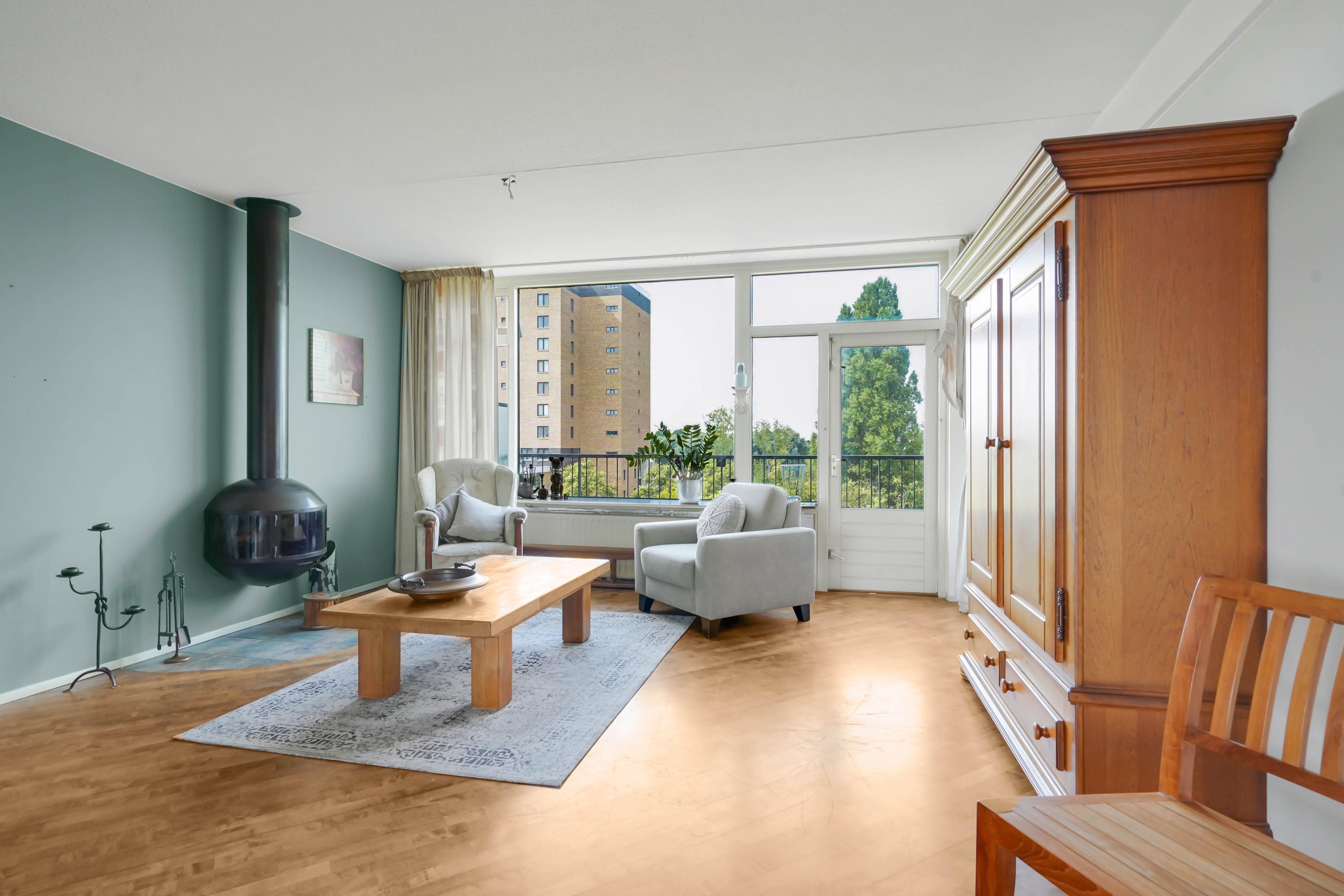 Appartement te koop: van der Waalsstraat 35, Vlaardingen