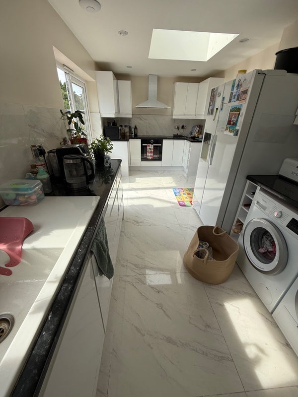 Room Davenport Road in Greater London