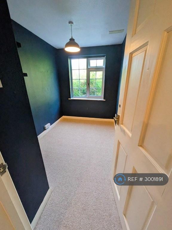 House Ferndown Close in Greater London