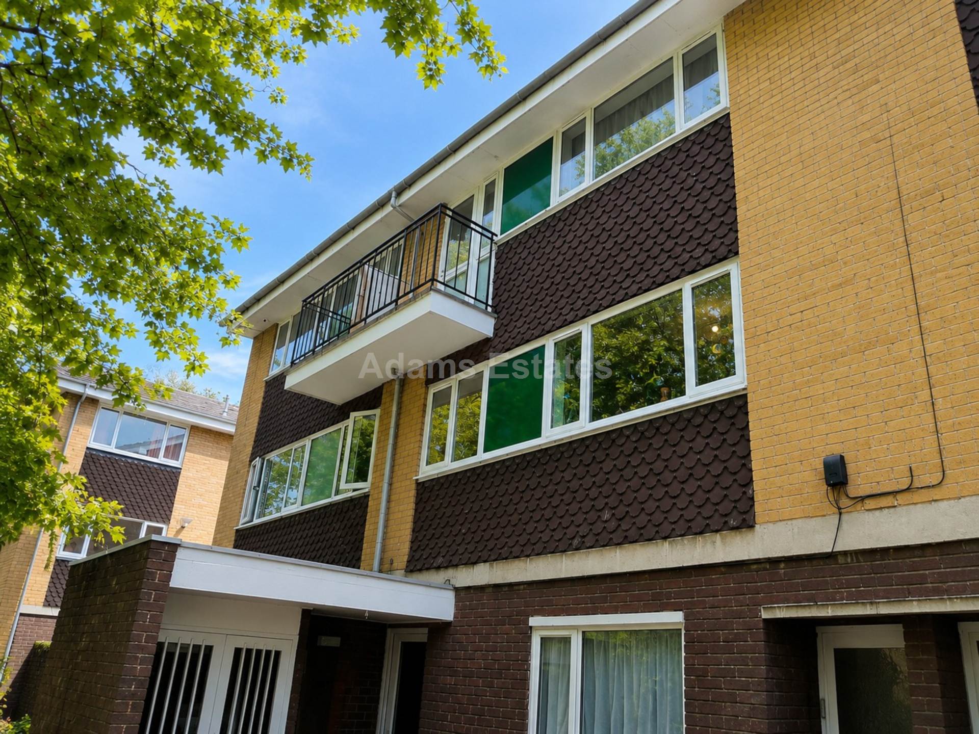 Flat London Road in Reading