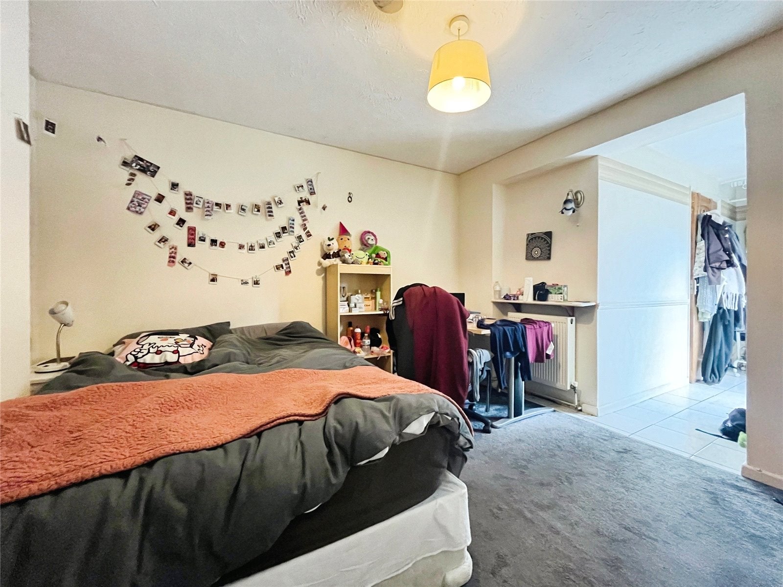 House Caddy Close in Borough of Runnymede