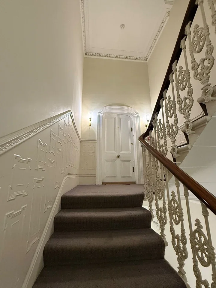 Flat Queen's Gate in Greater London