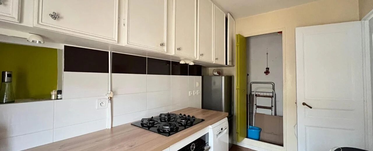 Flat Rue Charles et René Auffray in Clichy