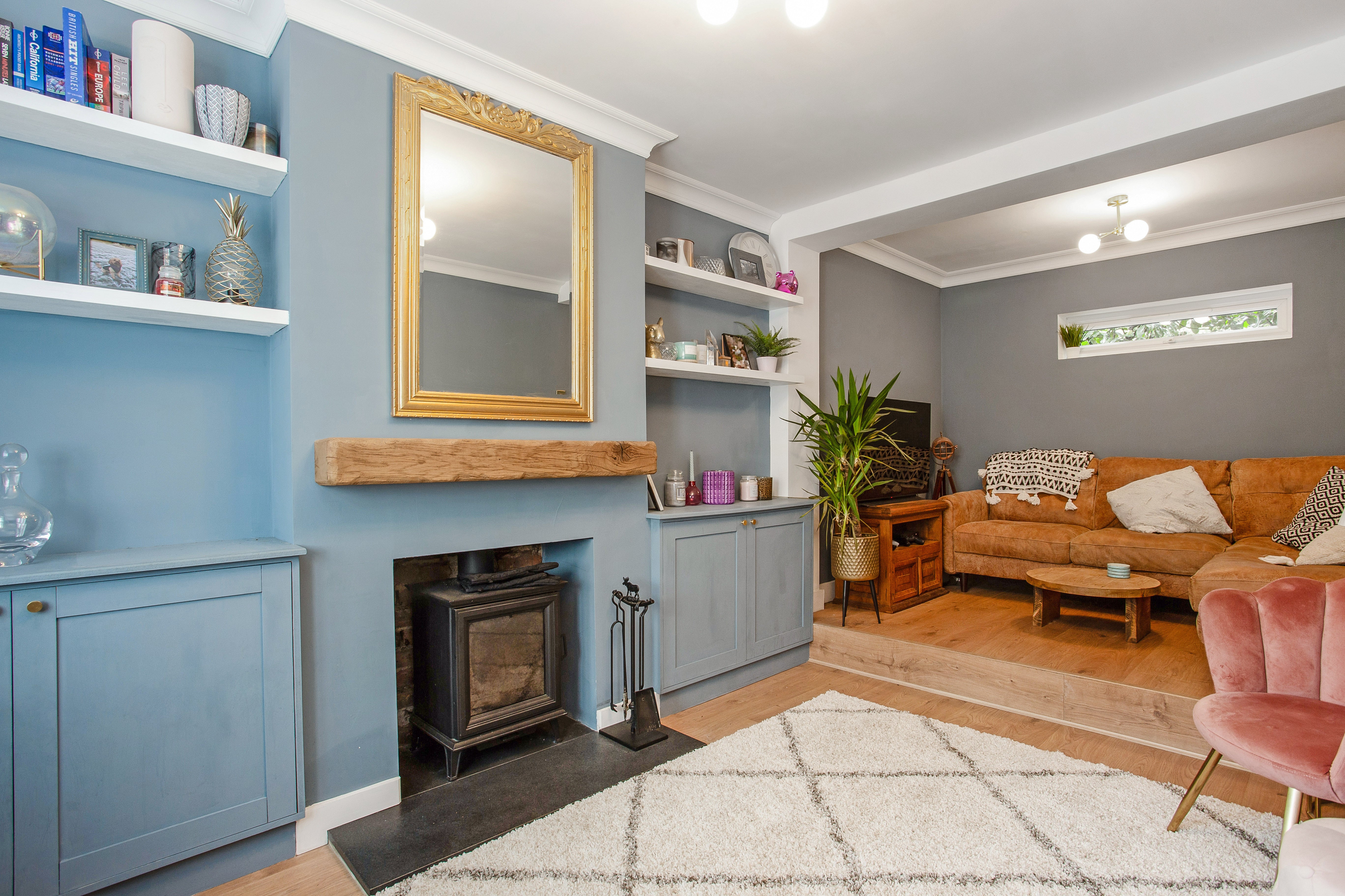 House Hillfield in Elmbridge