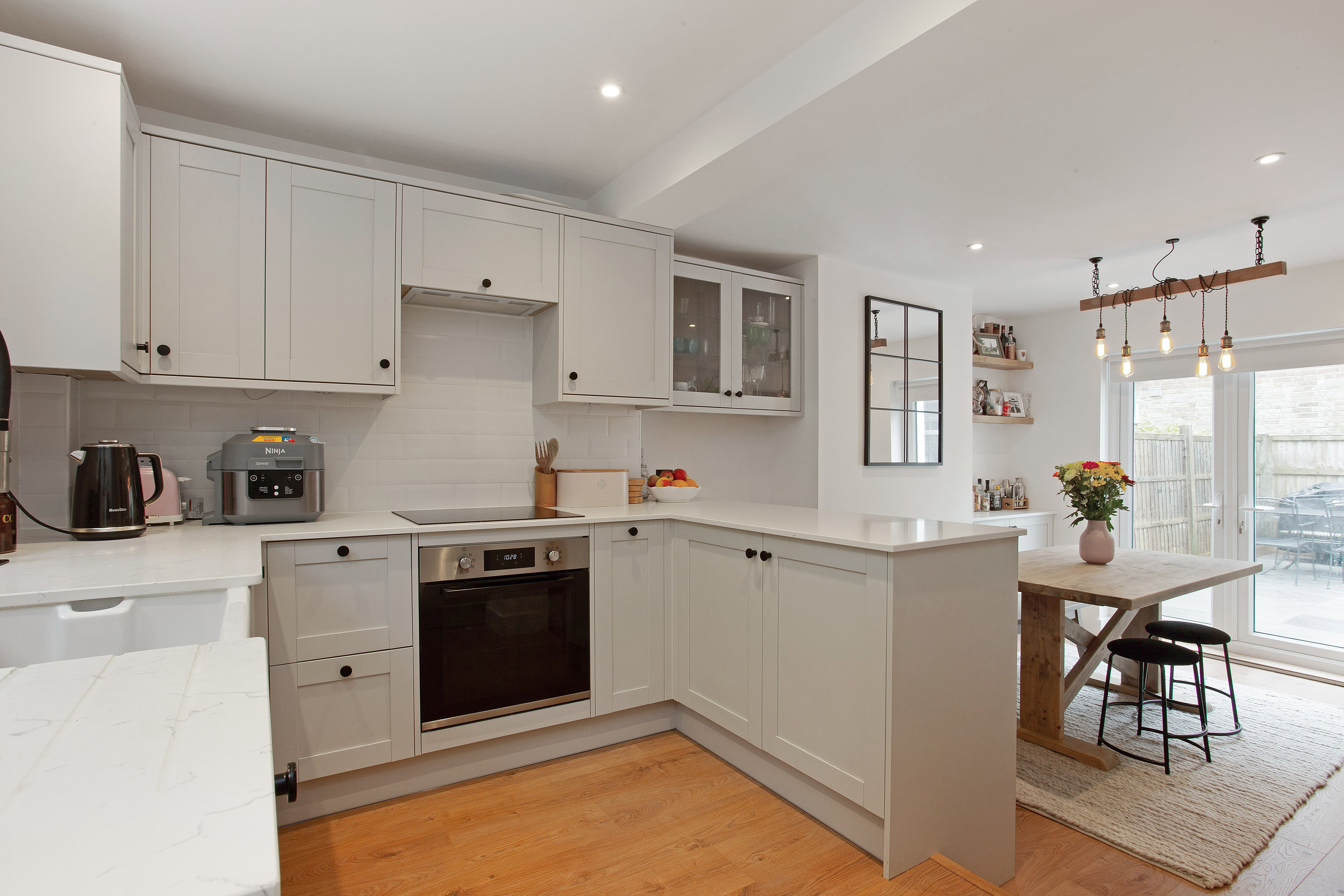 House Hillfield in Elmbridge
