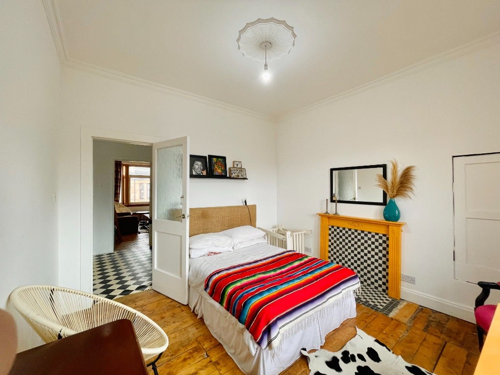 Flat Albert Road in Glasgow
