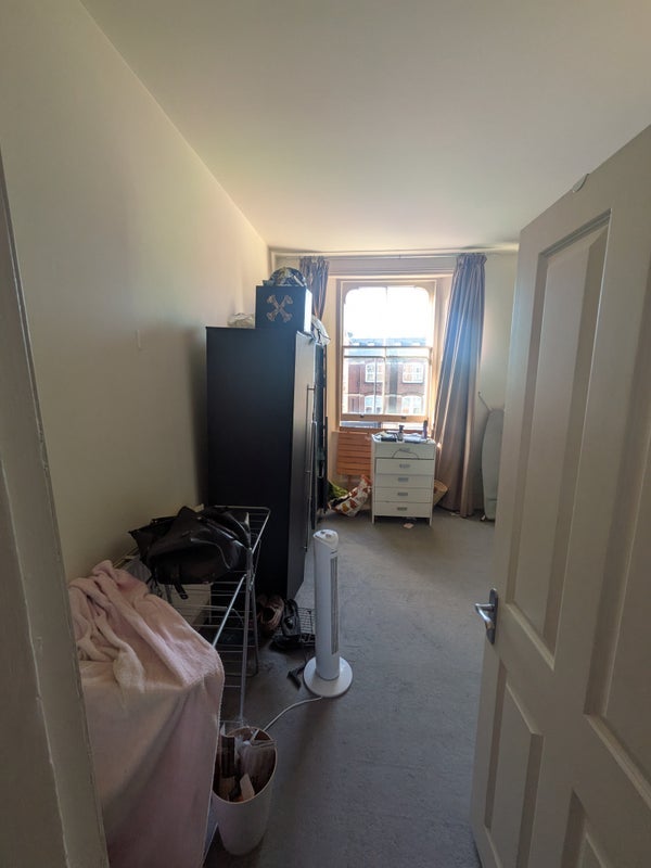 Room Goldhawk Road in Greater London
