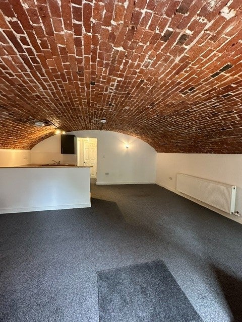 Flat Llanrhydd Road in Ruthin