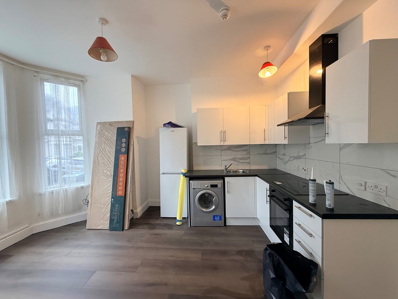 Flat Burgoyne Road in Greater London