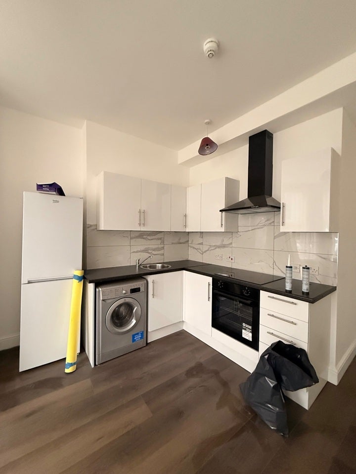 Flat Burgoyne Road in Greater London