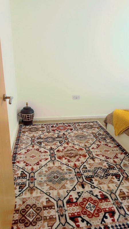 Room Evered Close in Sandwell