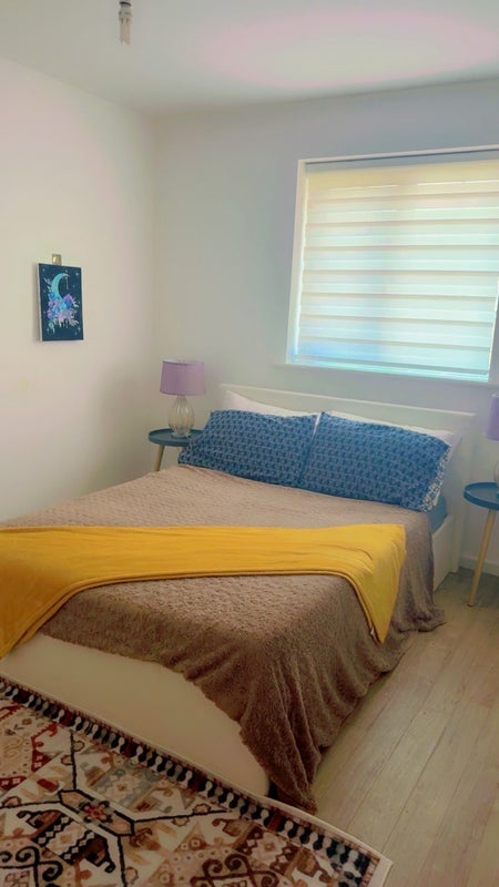 Room Evered Close in Sandwell