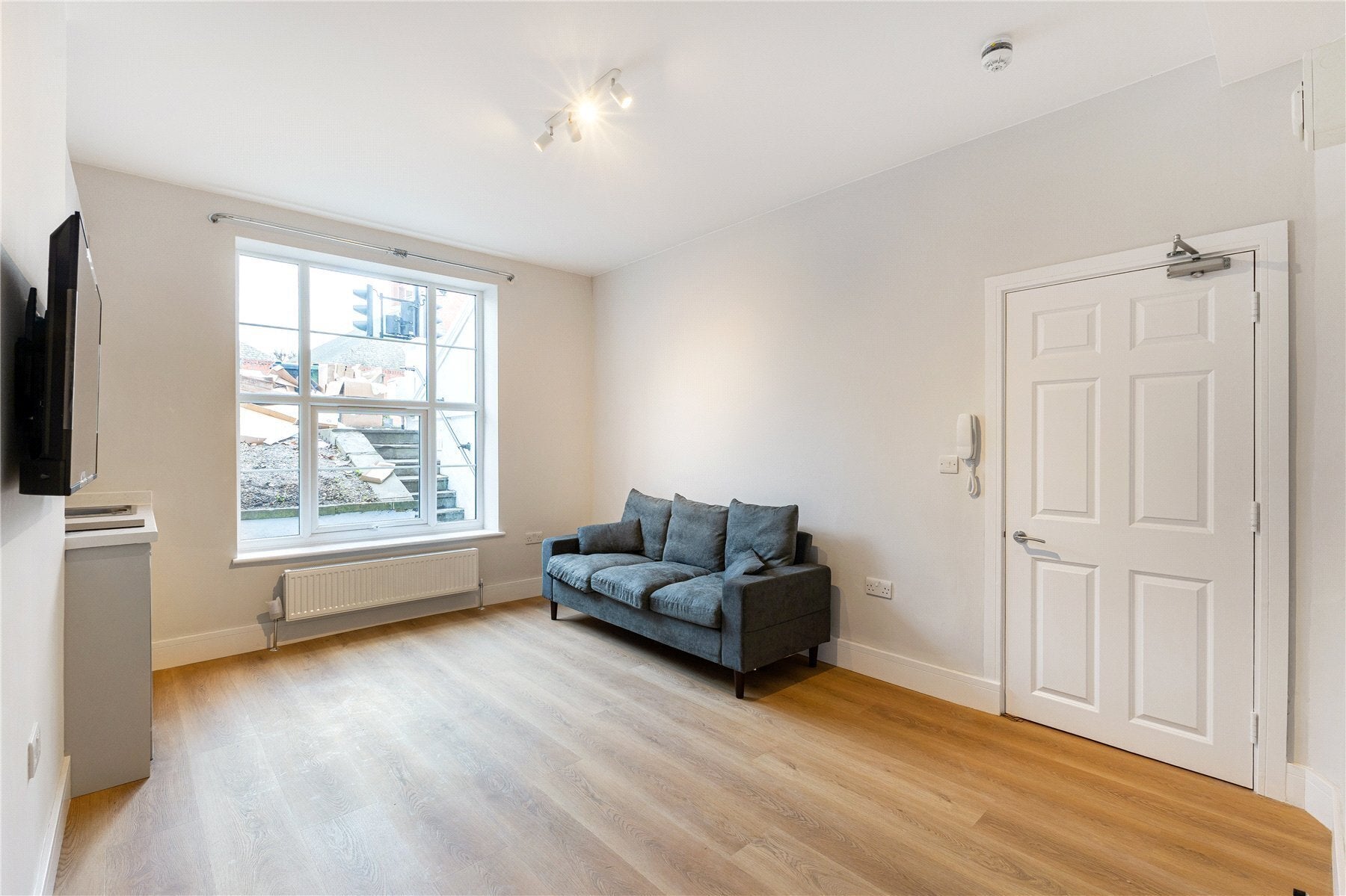 Flat Uxbridge Road in Greater London