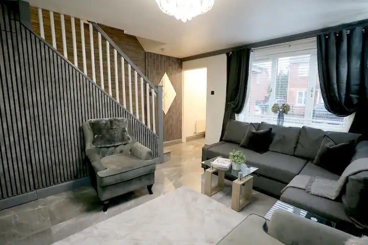 Room Venture Scout Way in Manchester