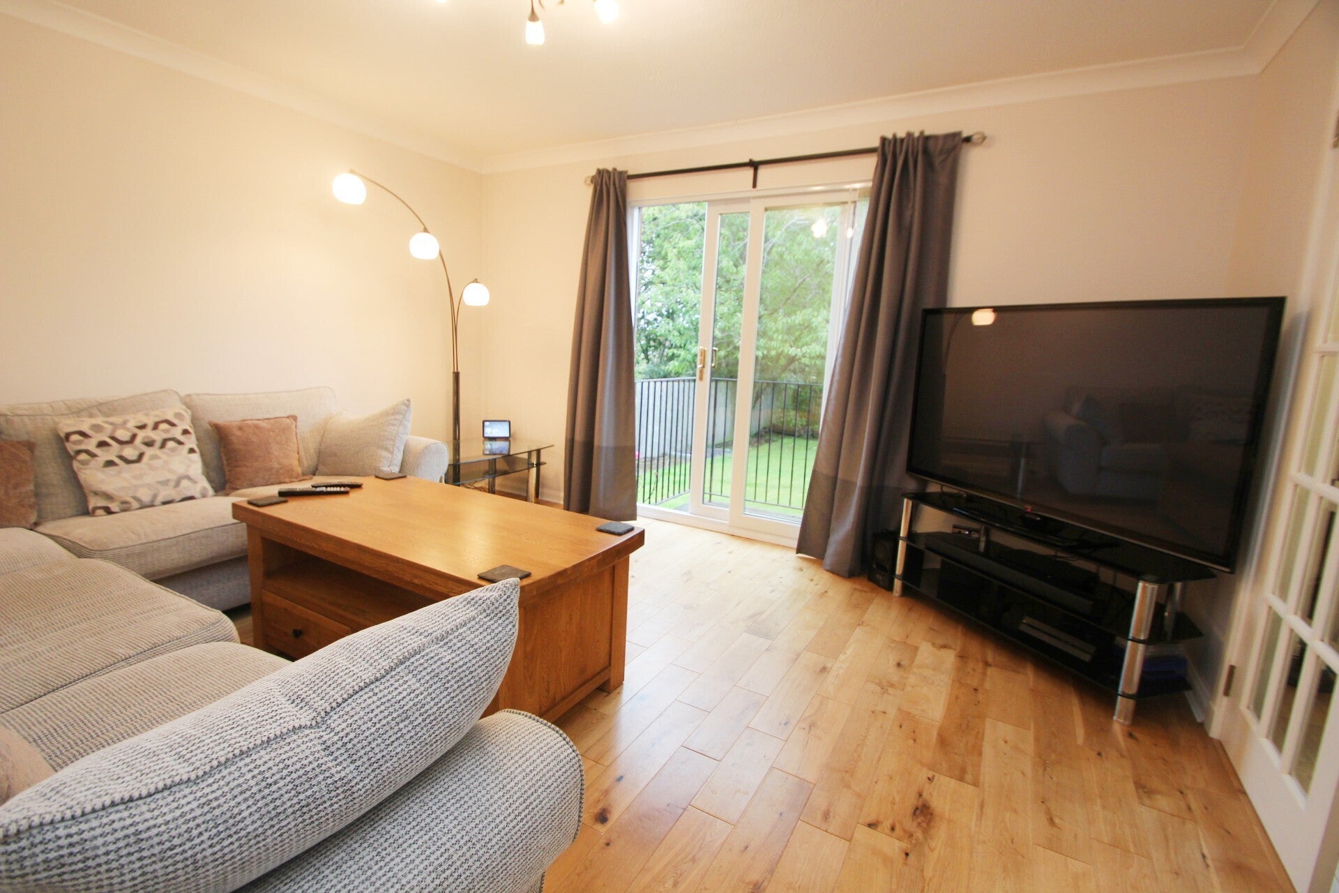 Flat Dunlop Street in Cambuslang
