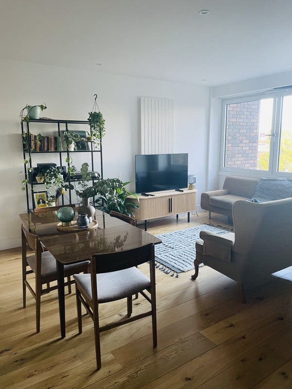 Room Molesworth Street in Greater London