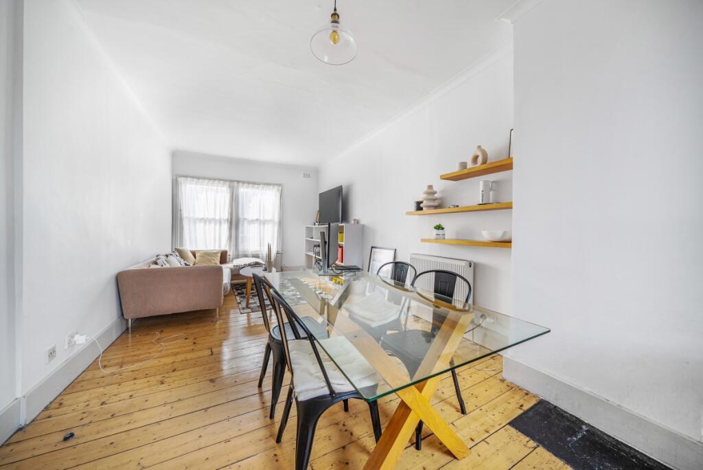 Flat Denholme Road in City of Westminster