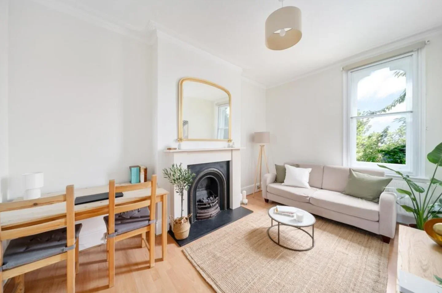 Flat Alexandra Road in Greater London