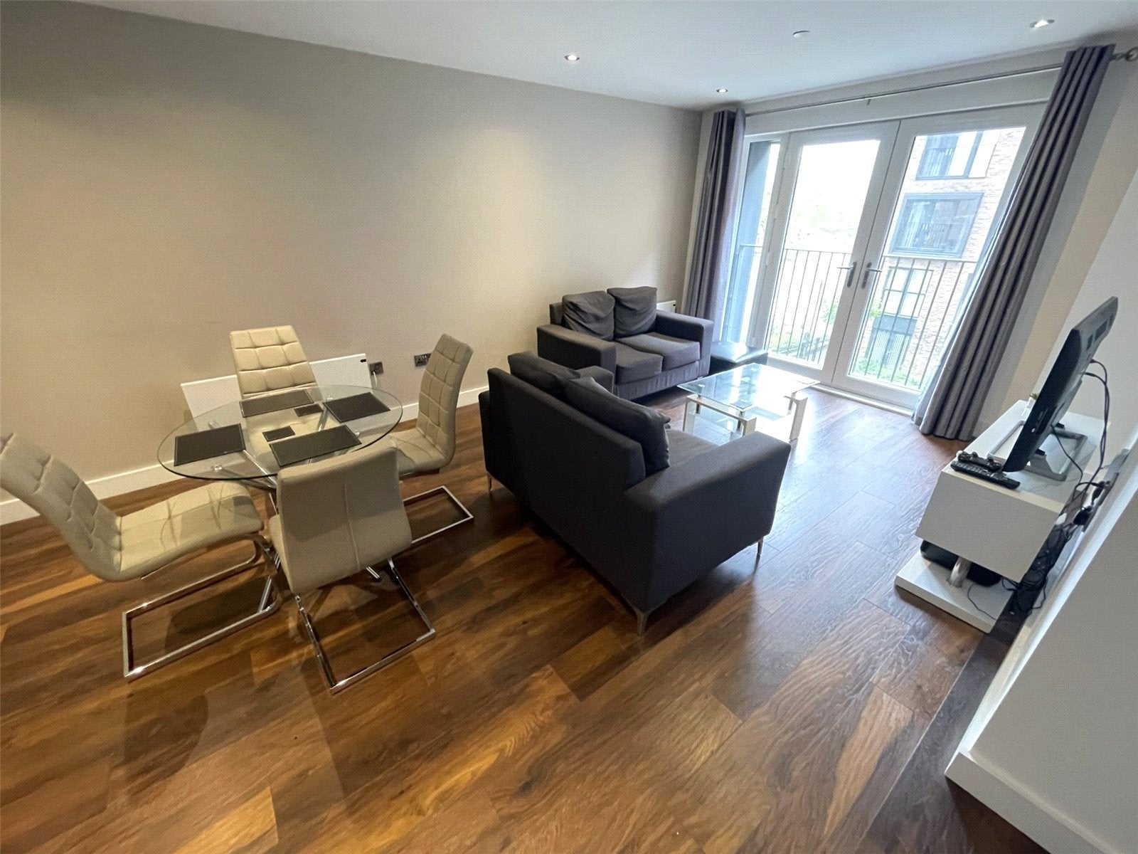 Flat Ordsall Lane in Salford