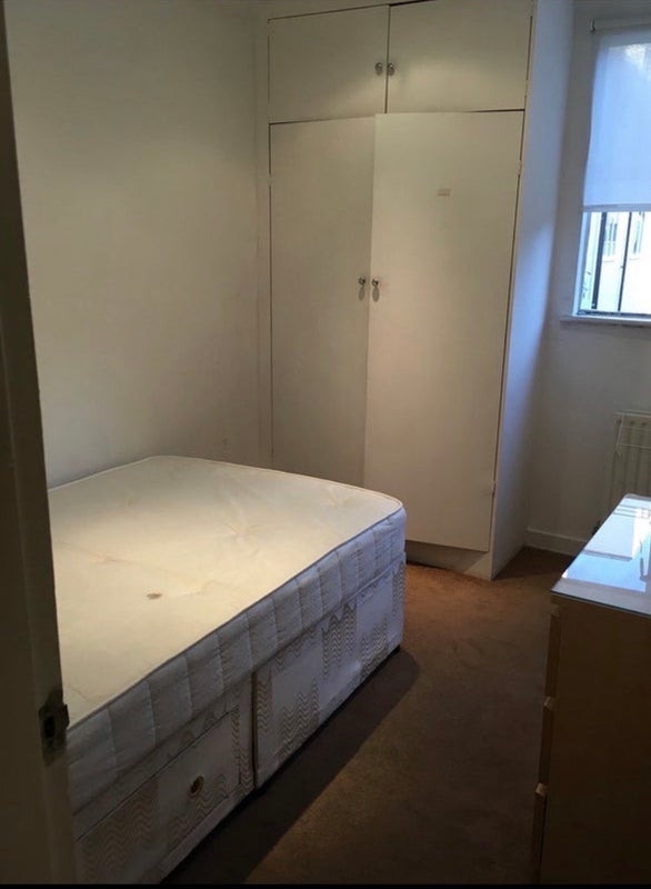 Room Thurleigh Court in Greater London