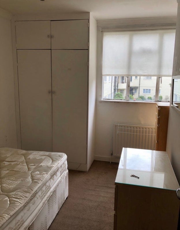 Room Thurleigh Court in Greater London