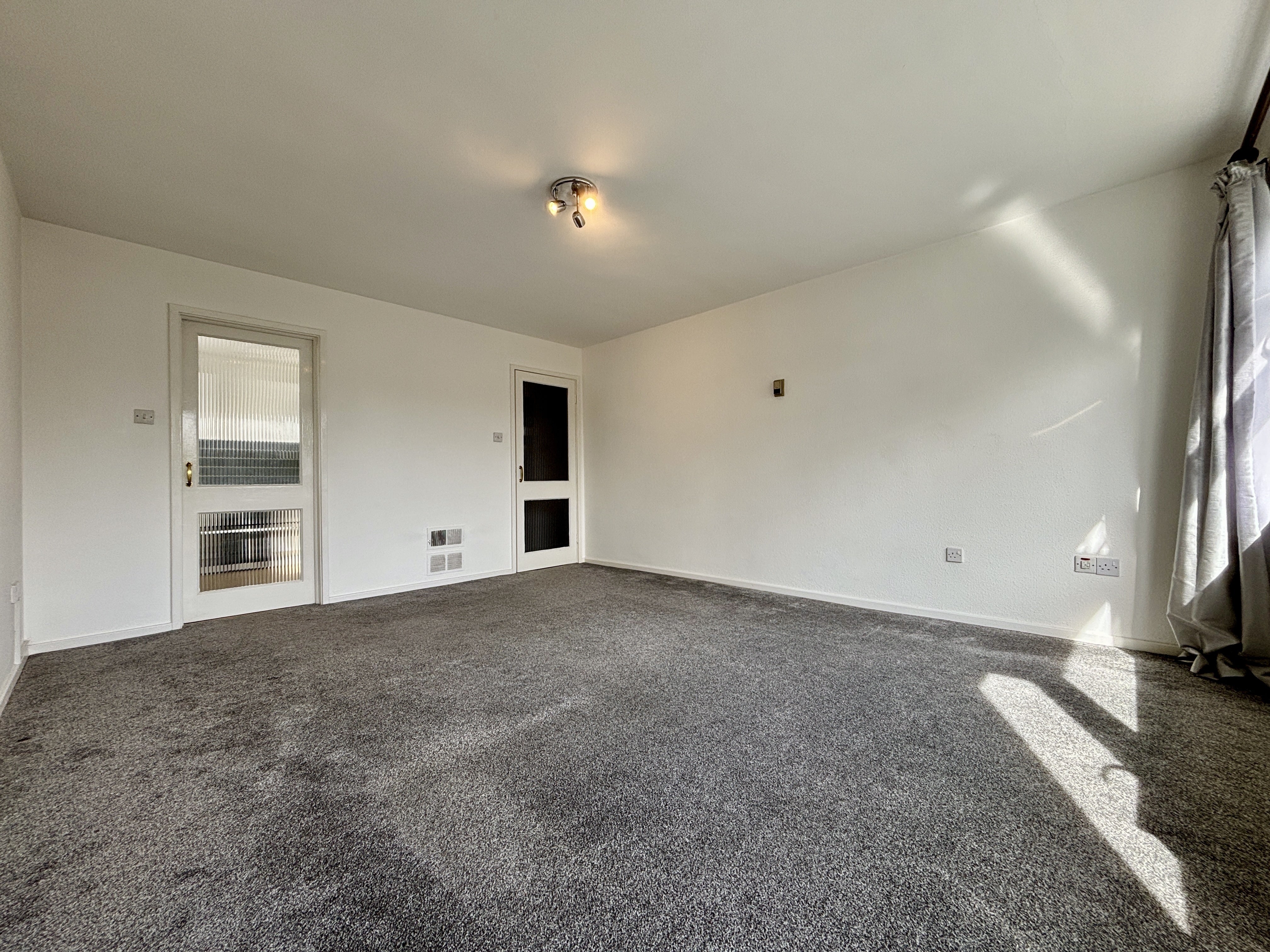 Flat Westgate Road in Greater London