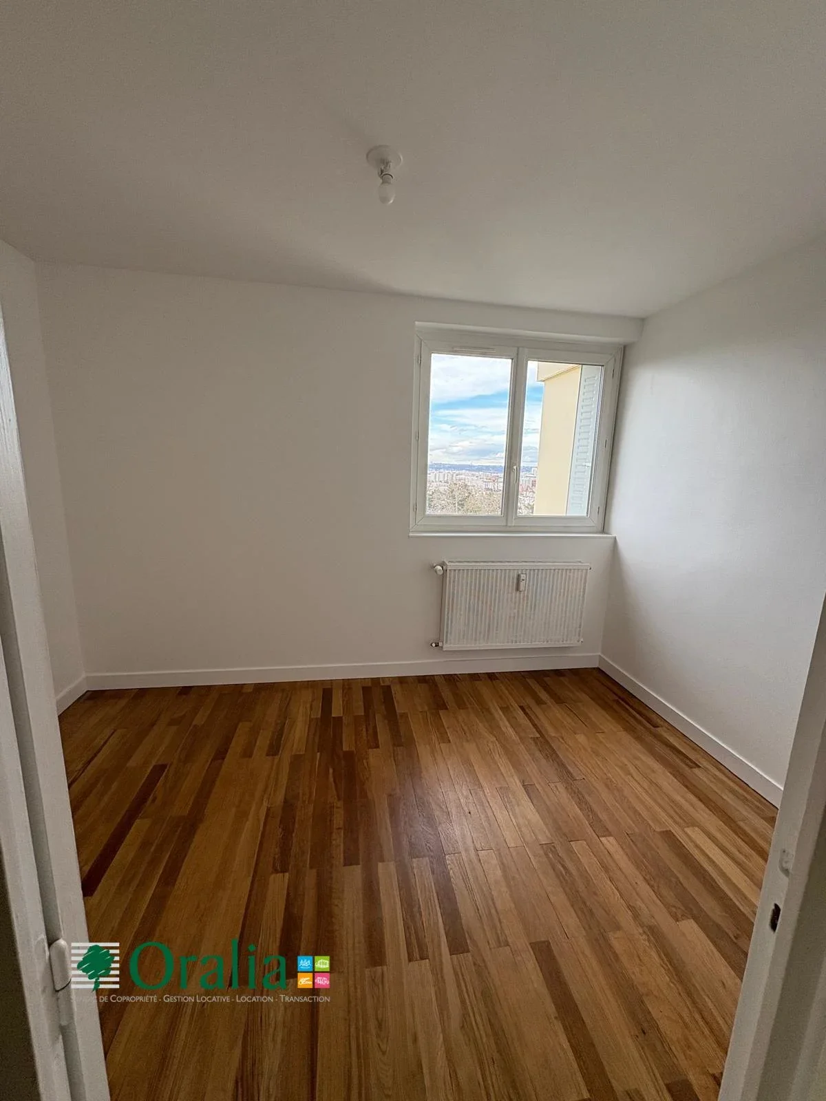 Flat Rue de la Batterie in Bron