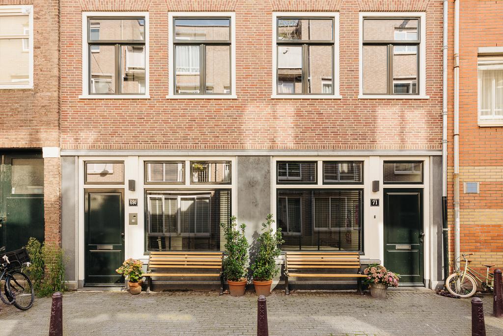 Huis Anjeliersstraat 71 H in Amsterdam