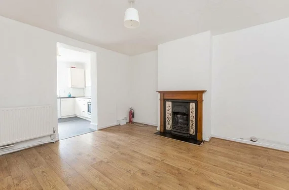 House Sycamore Avenue in Greater London