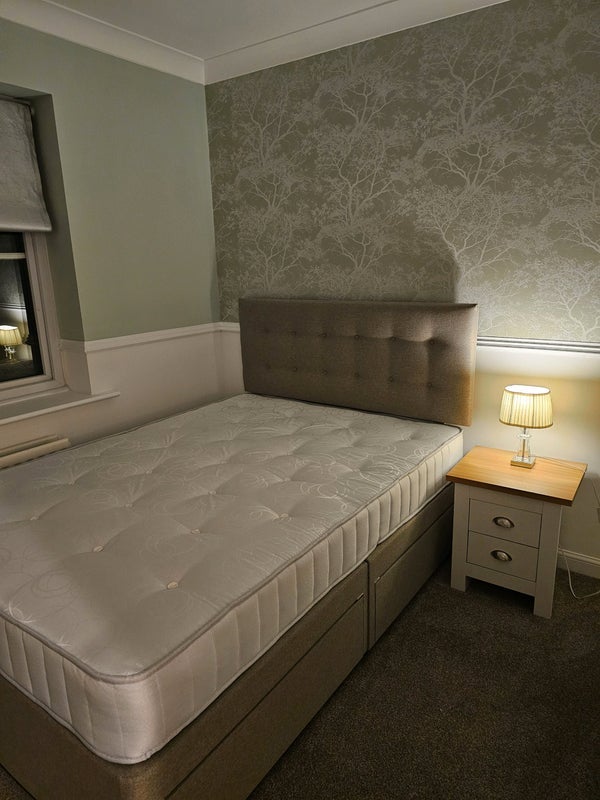 Room Hospital Field in Braintree