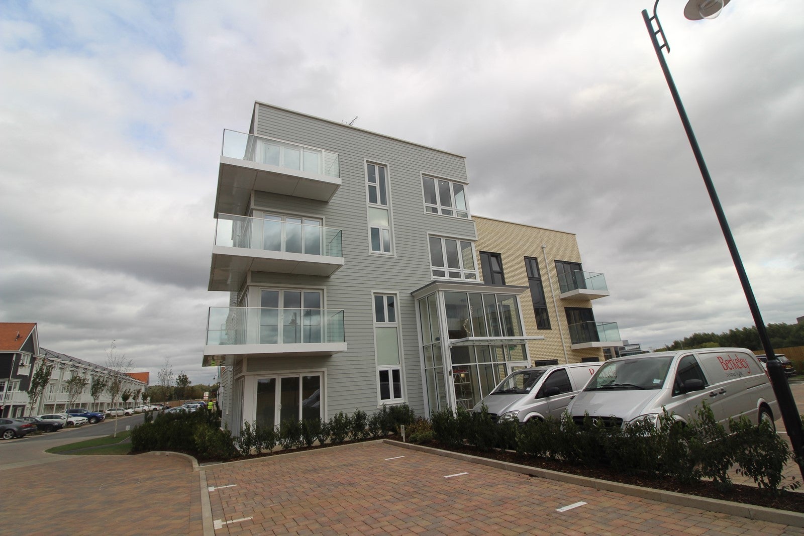 Flat Champlain Street in Reading