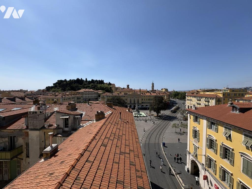 Flat Avenue de la République in Nice