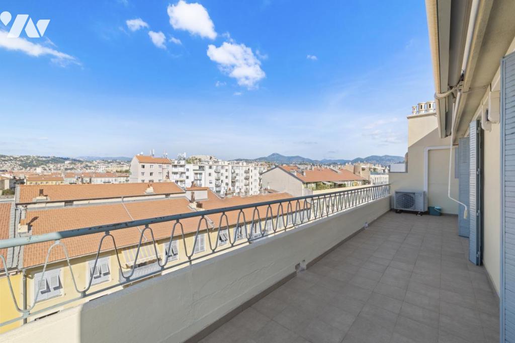 Appartement Avenue de la République à Nice