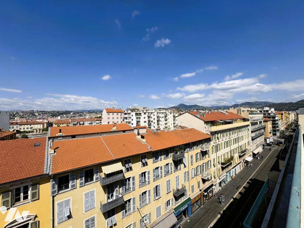 Appartement Avenue de la République à Nice