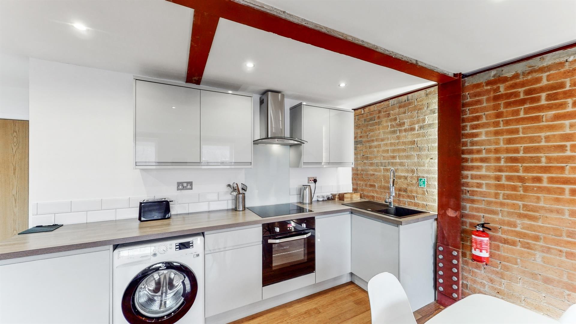 Flat Brick Lane in Greater London