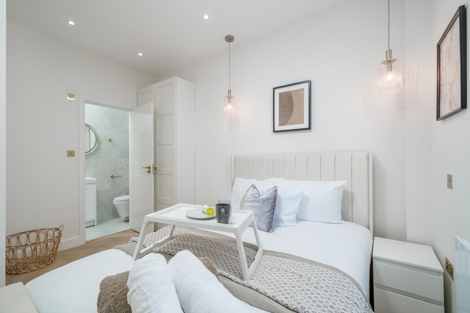 Flat Prince of Wales Road in Greater London