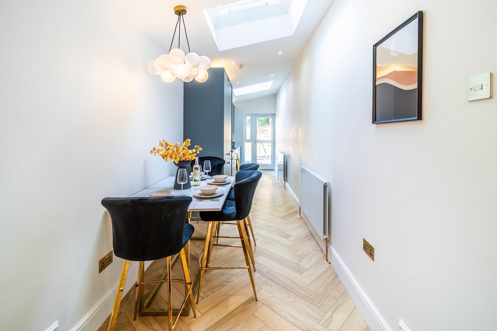 Flat Prince of Wales Road in Greater London