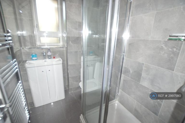Flat Stanhope Street in Greater London