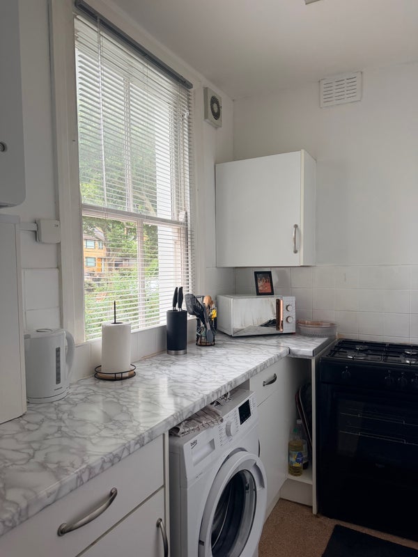 Room Longton Grove in Greater London