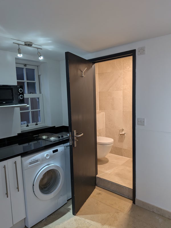 Flat Tyrells Close in Chelmsford