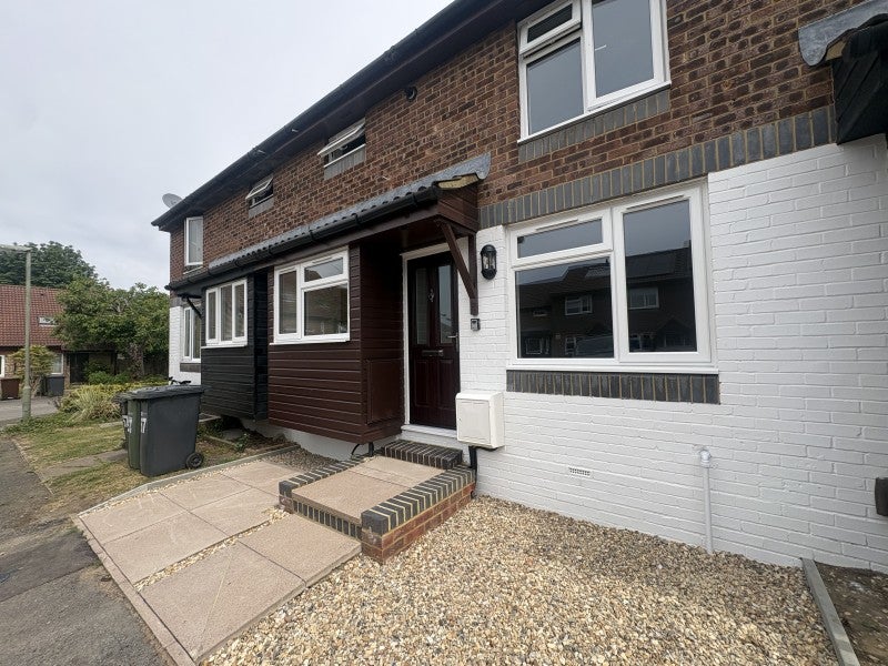 House Colburn Crescent in Guildford
