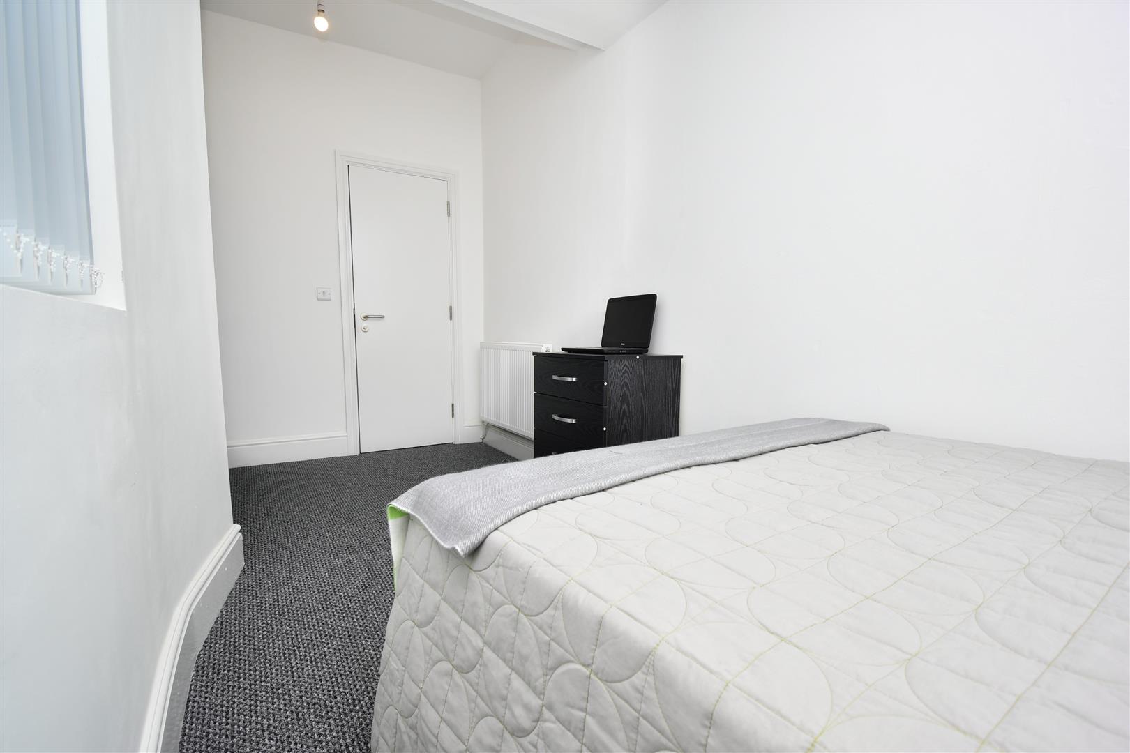 Flat Towneley Street in Burnley
