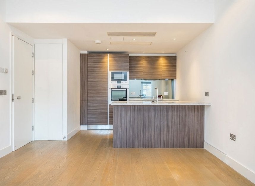 Flat John Street in Greater London