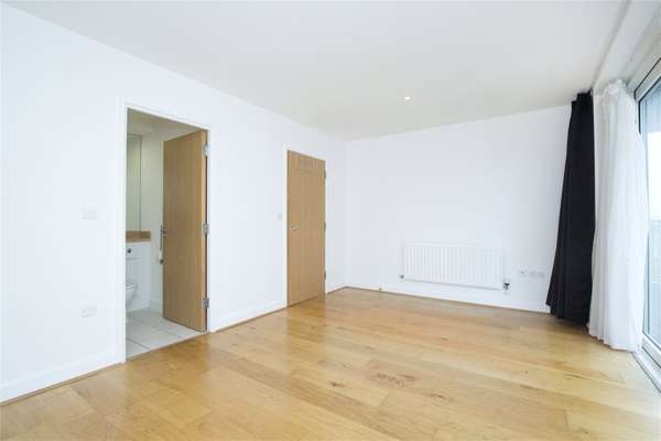Flat Dalston Square in Greater London